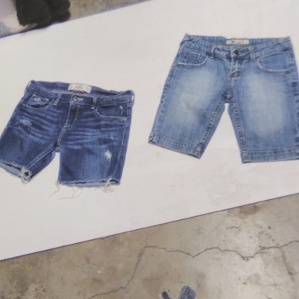 🍭Two pair jean shorts bundle size 1/3 Hollister and wet seal